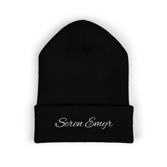 Seren Emyr Black Beanie